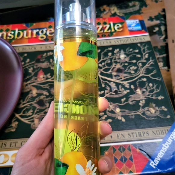 Sparkling Limoncello fine fragrance mist - Bath & Body Works - Picture 2 of 3